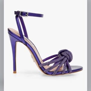 New Elegant Purple Strappy Heels Size 6.